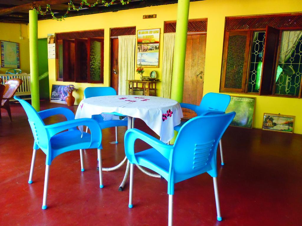 The Nilmini Lodge Сигирия Экстерьер фото